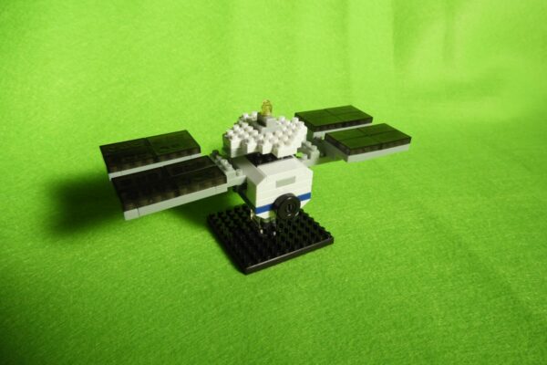 ダイソープチブロック★宇宙探査機の作り方　※説明書あり　